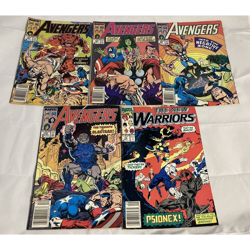 Lot Of 5 Marvel Avengers and New Warriors Comics.